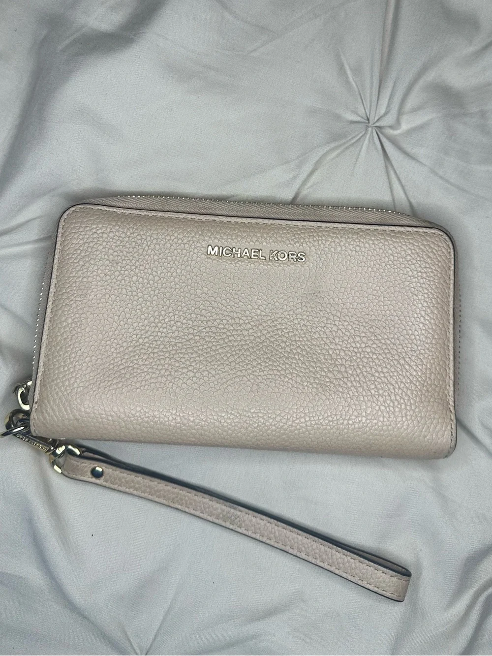 Michael Kors Pebbled Leather Wristlet in Light Taupe